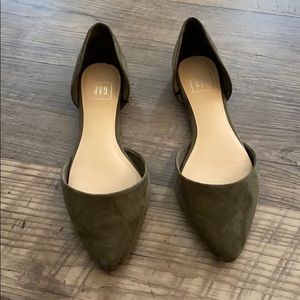 Gap olive green flats